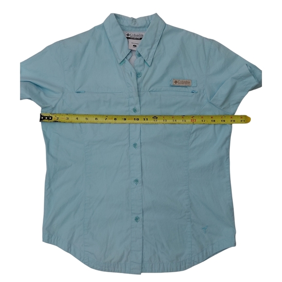 Columbia Women's Short Sleeve Button Down Shirt - Picture 2 of 6